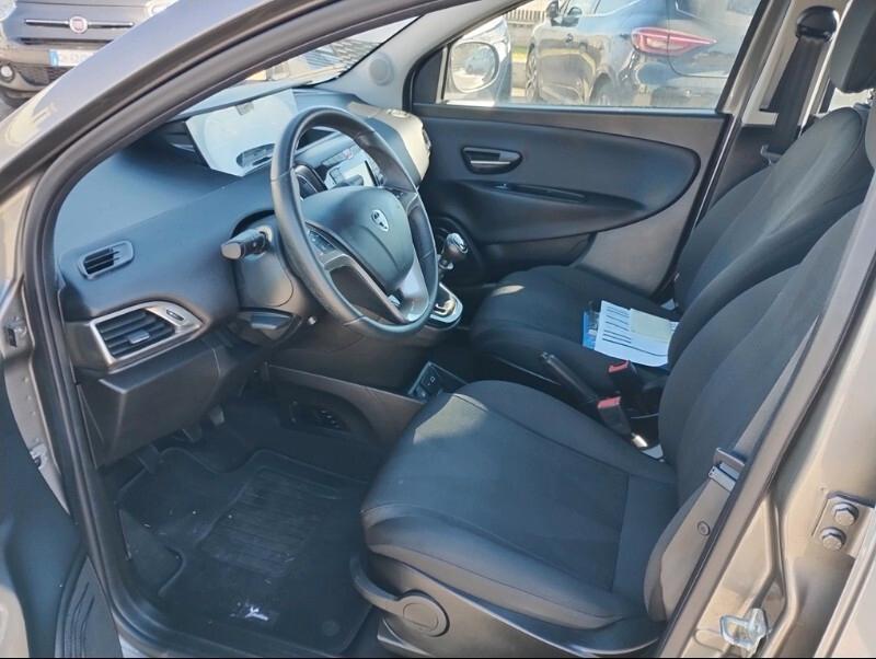 Lancia Ypsilon 1.2 69cv Gold Solo 22 mila km