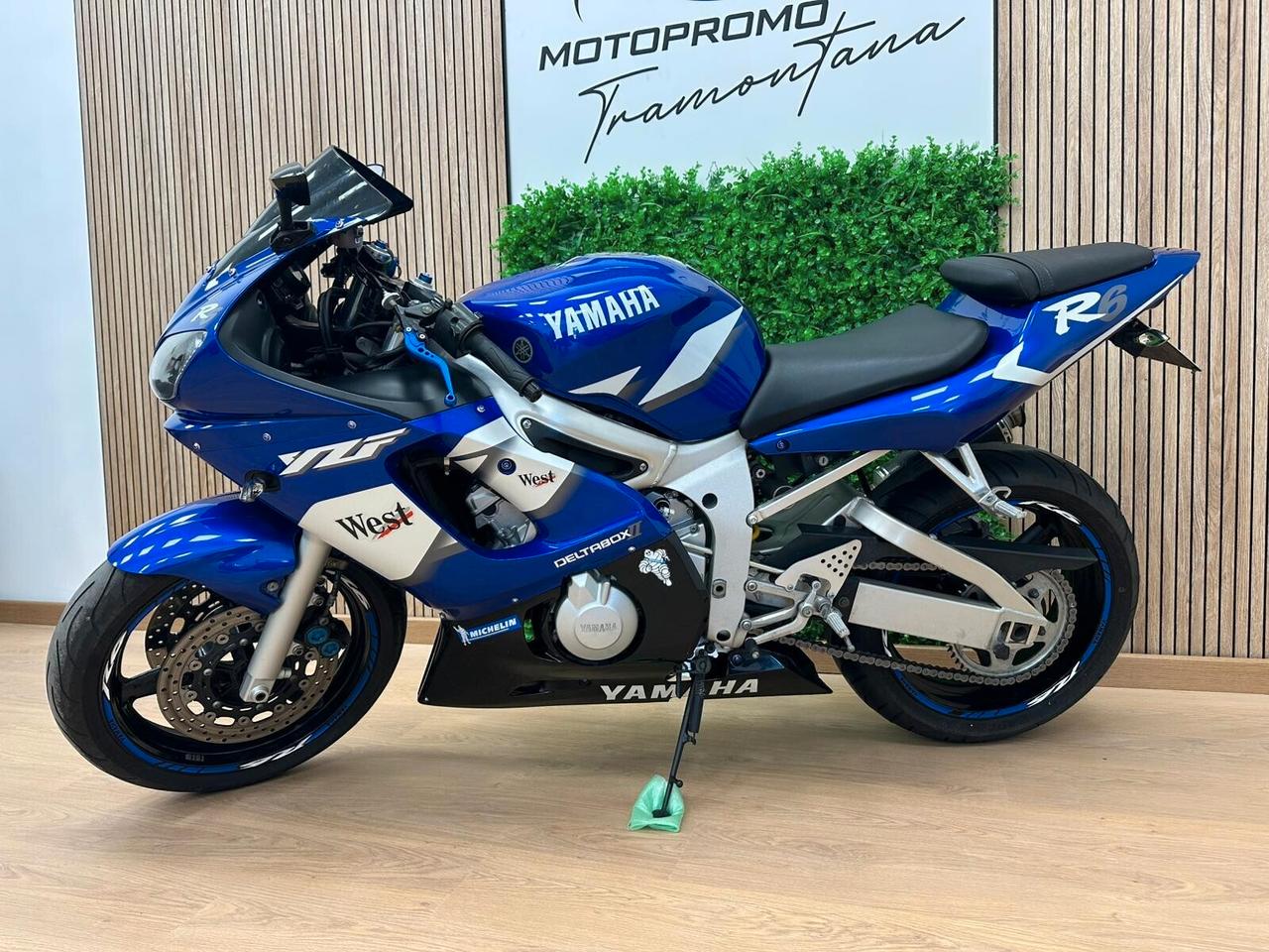 YAMAHA YZF R6 - 30.800KM - NUOVISSIMA - SCARICO MIVV