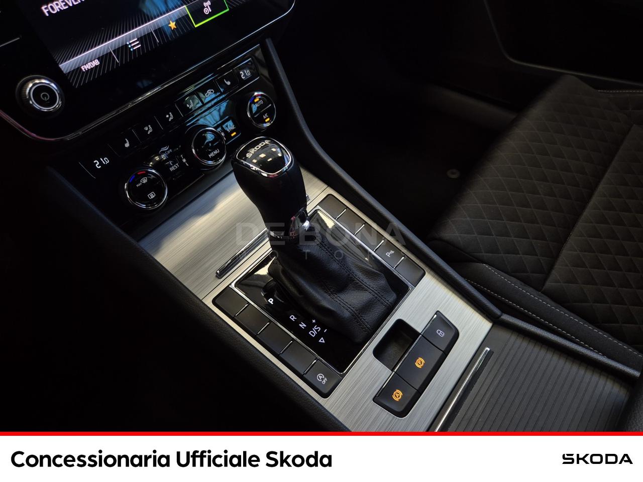 Skoda Superb wagon 2.0 tdi evo executive 150cv dsg