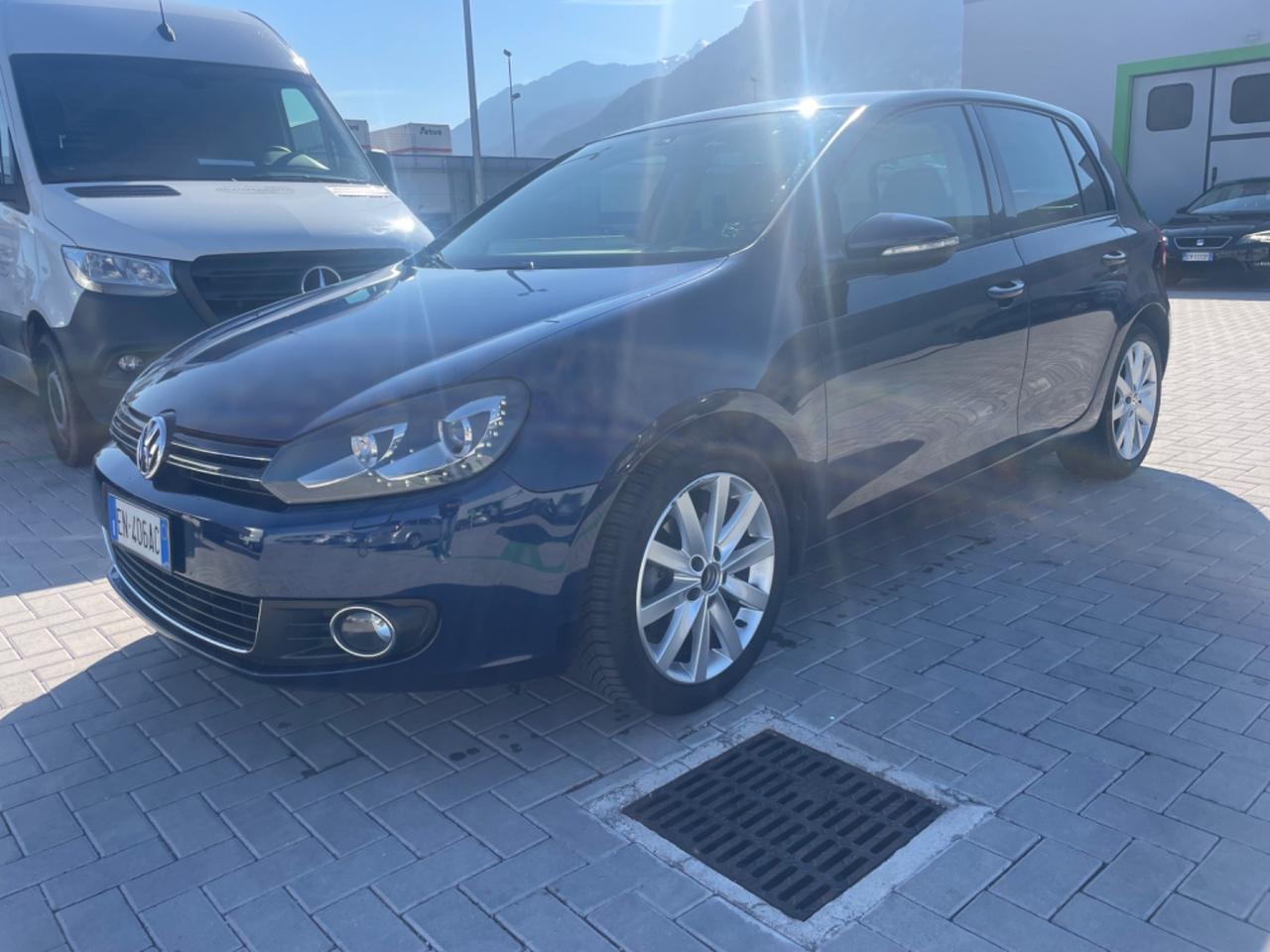 Volkswagen Golf Business 2.0 TDI 140CV DSG 5p High.