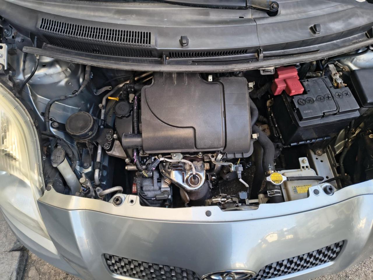 Toyota Yaris 1.0 5 porte