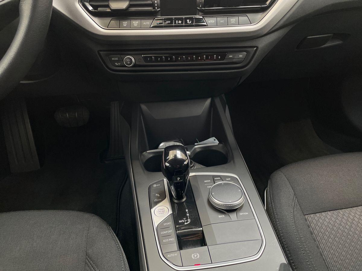 BMW Serie 1 F40 - 116d Business Advantage auto