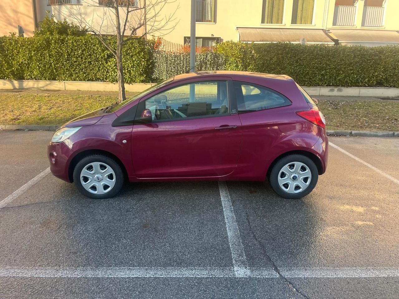 Ford Ka 1.2 8V 69CV Titanium OK NEOPATENTATI