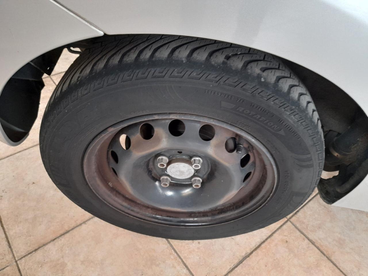 Renault Twingo 1.2 16V Live