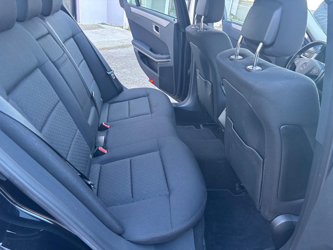 Mercedes-benz E 200 CDI BlueEFFICIENCY km96000