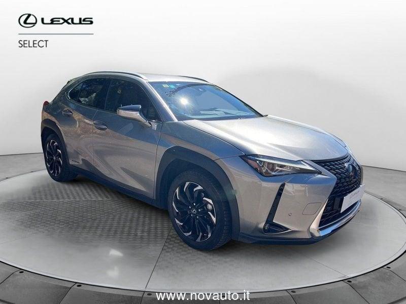 Lexus UX Hybrid 4WD Premium