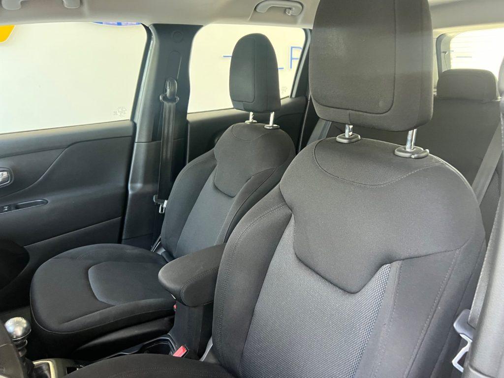 Jeep Renegade 1.6 Mjt 130 CV Limited tua a 169,00 mensili ant,0