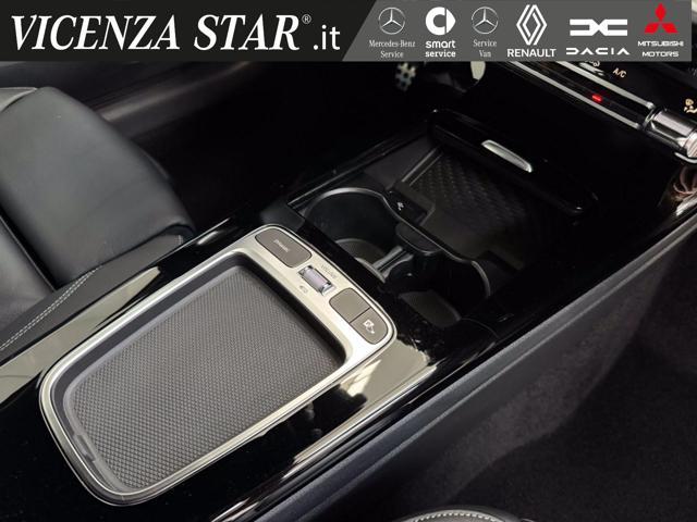 MERCEDES-BENZ A 180 d AMG ADVANCED PREMIUM