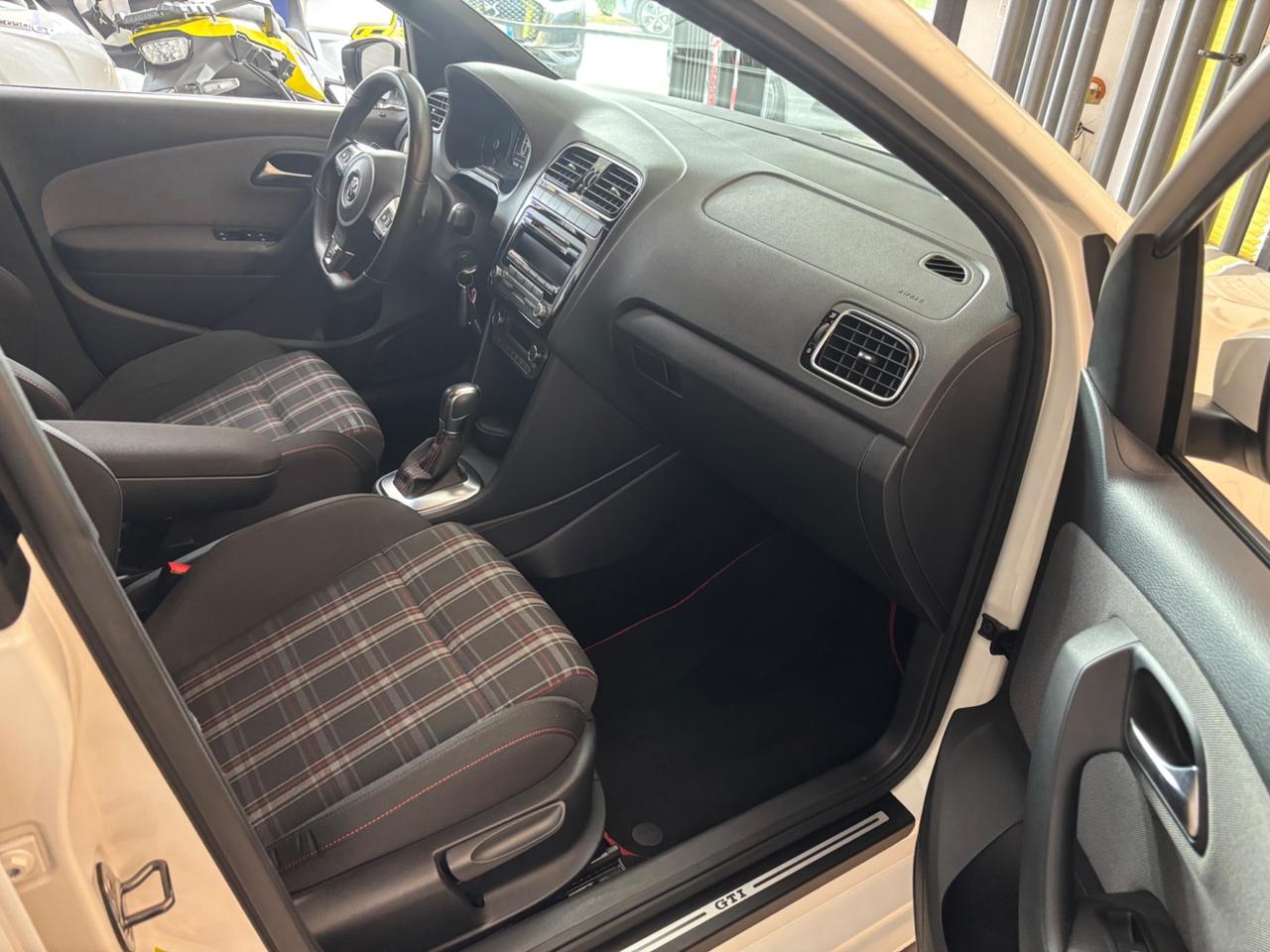 Volkswagen Polo 1.4 TSI DSG 5 porte GTI