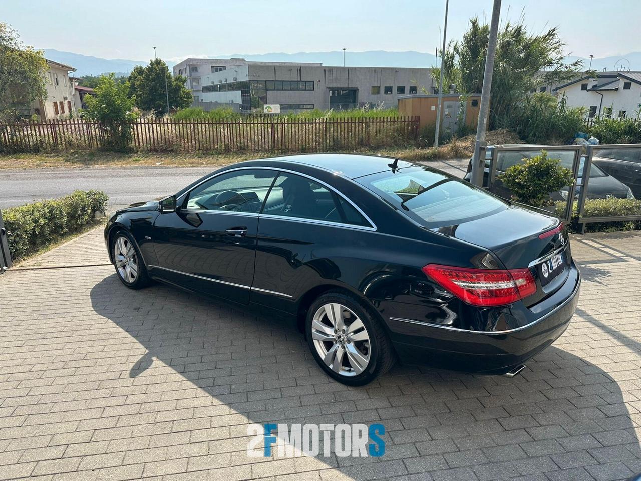 Mercedes-benz E 220 E 220 CDI BlueEFFICIENCY Executive