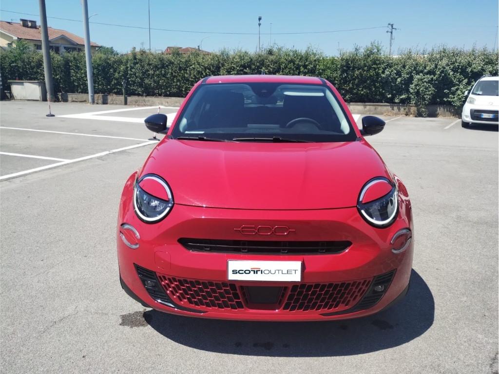 FIAT 600 My24 600e - Red