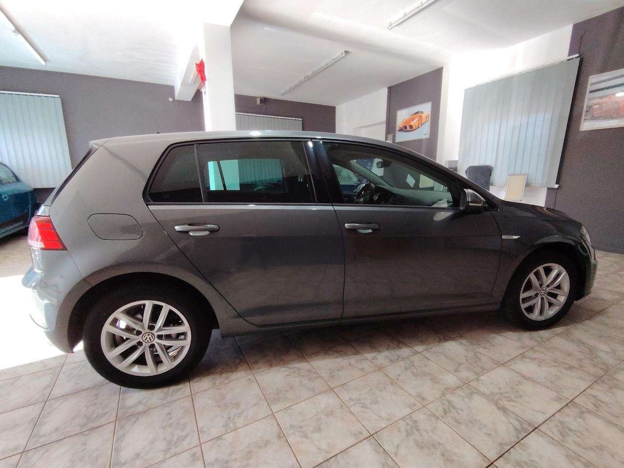 Volkswagen Golf 1.5 TGI 5p. Highline BlueMotion Technology