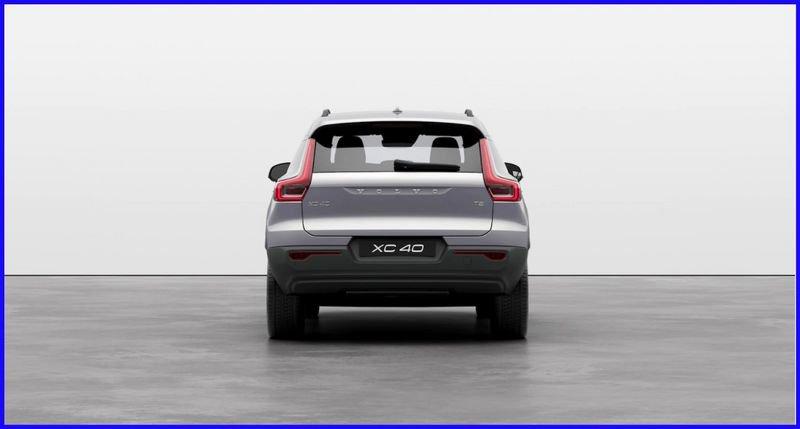 Volvo XC40 B3 automatico Essential