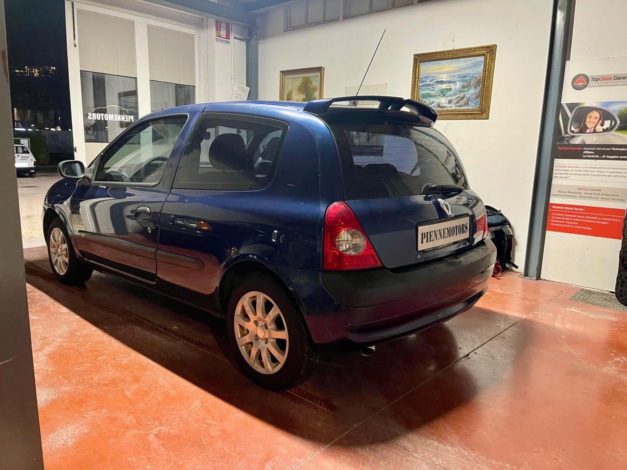 Renault Clio 1.2 cat 3 porte Confort Authentique