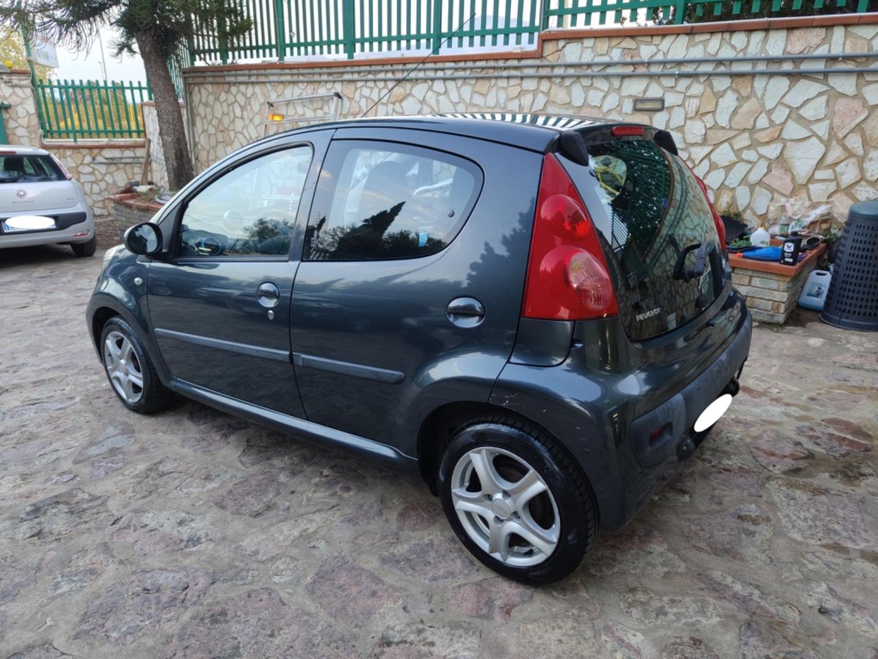 Peugeot 107 1.0 68CV 5p. Urban Move