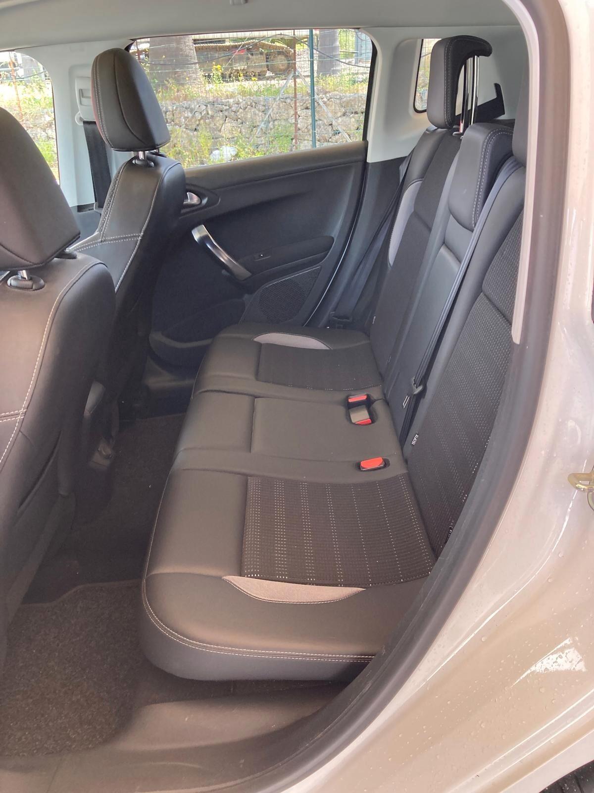 Peugeot 2008 1.6 e-HDi 92 CV Stop&Start Allure