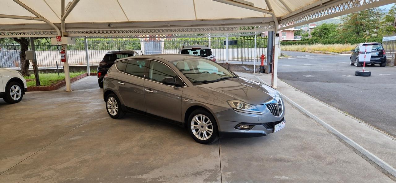 Lancia Delta 1.6 Mjt 120cv PLATINO