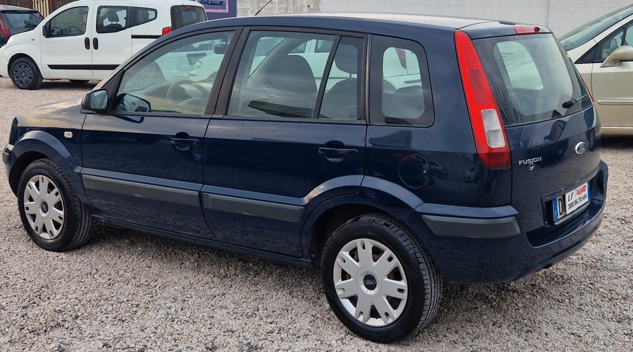 Ford Fusion 1.4 16V 5p. Titanium