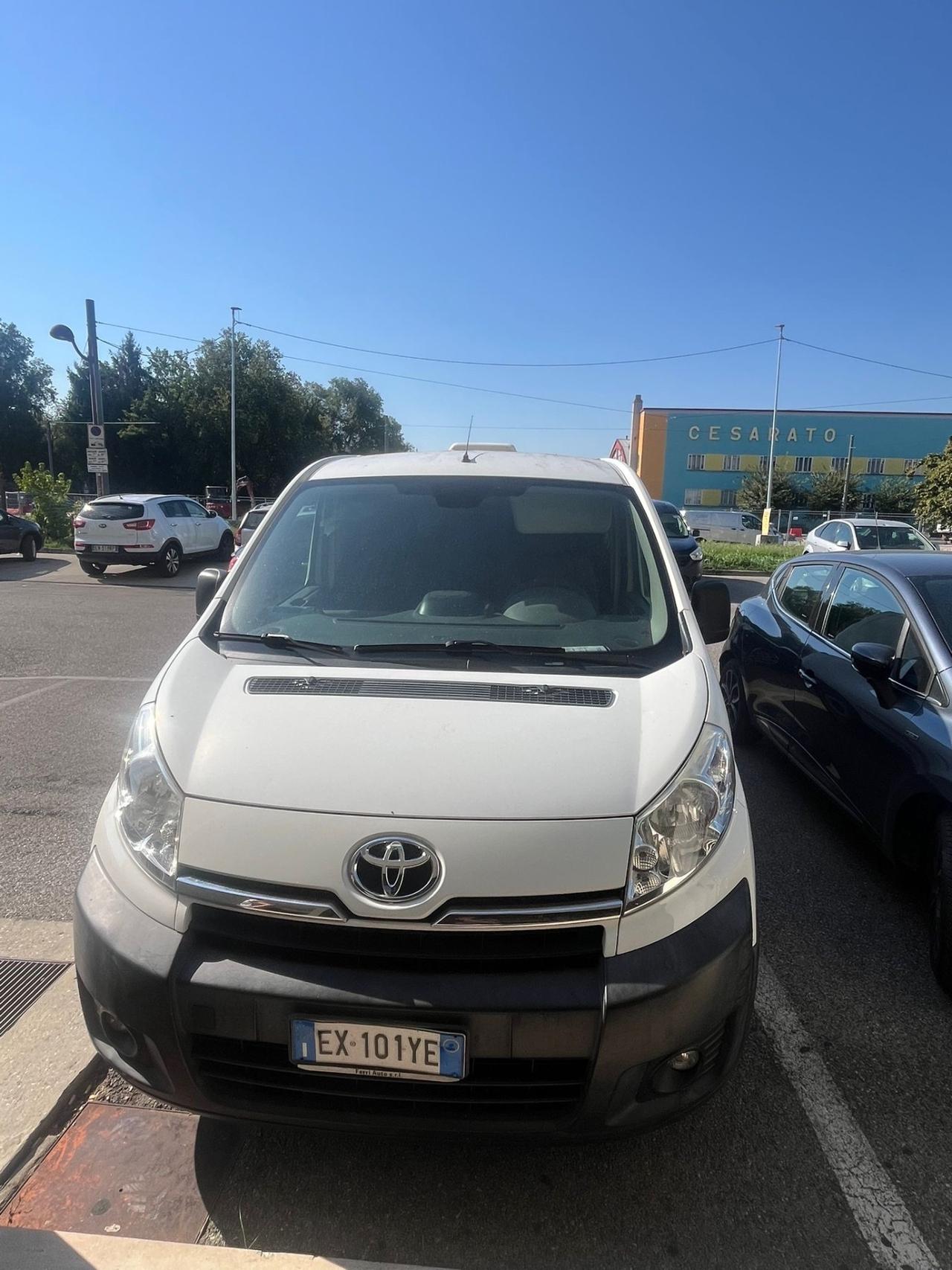 Toyota Proace 2.0 D-4D PC-TN Furgone Lounge 10q