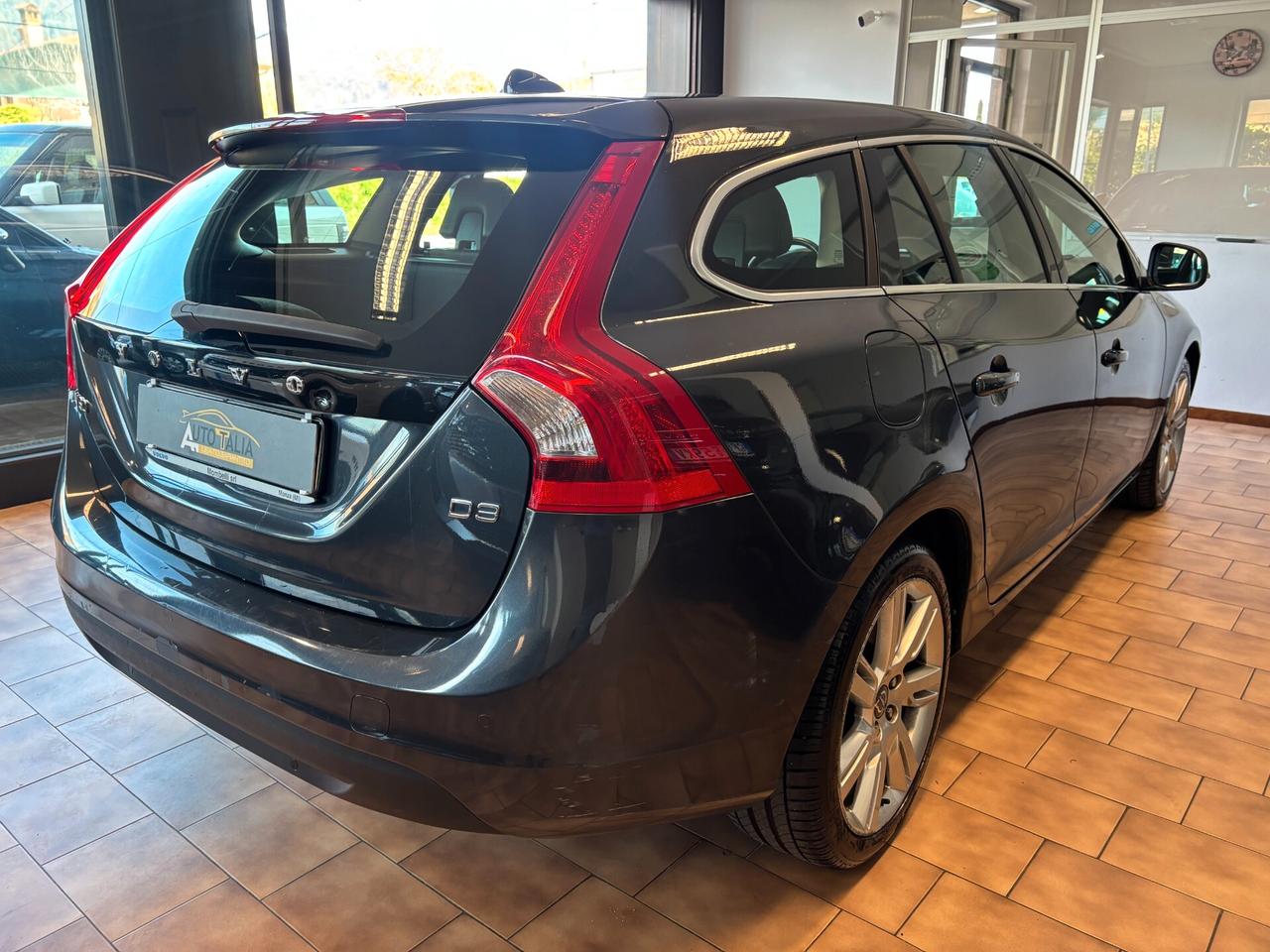 Volvo V60 * 2.0 d3 Summum geartronic*TAGLIANDI CERTIFICATI