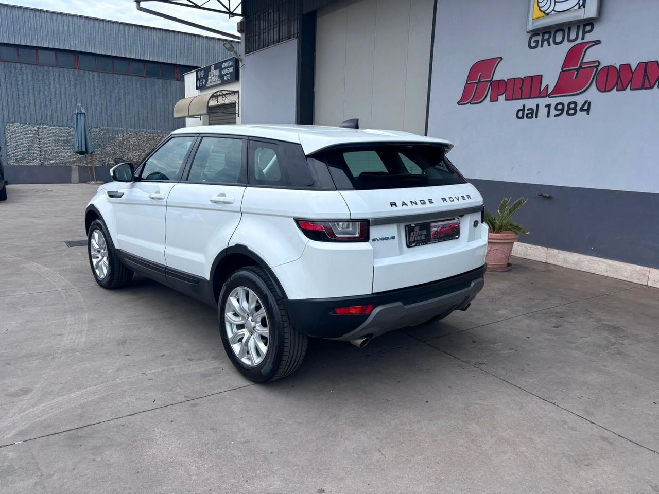 Land Rover Range Evoque 2.0 TD4 150 CV 5p. SE Dynamic