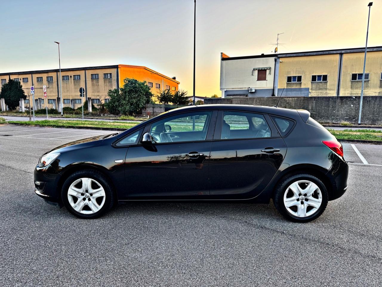 Opel Astra 1.6 CDTI 136CV EcoFLEX S&S 5 porte Business