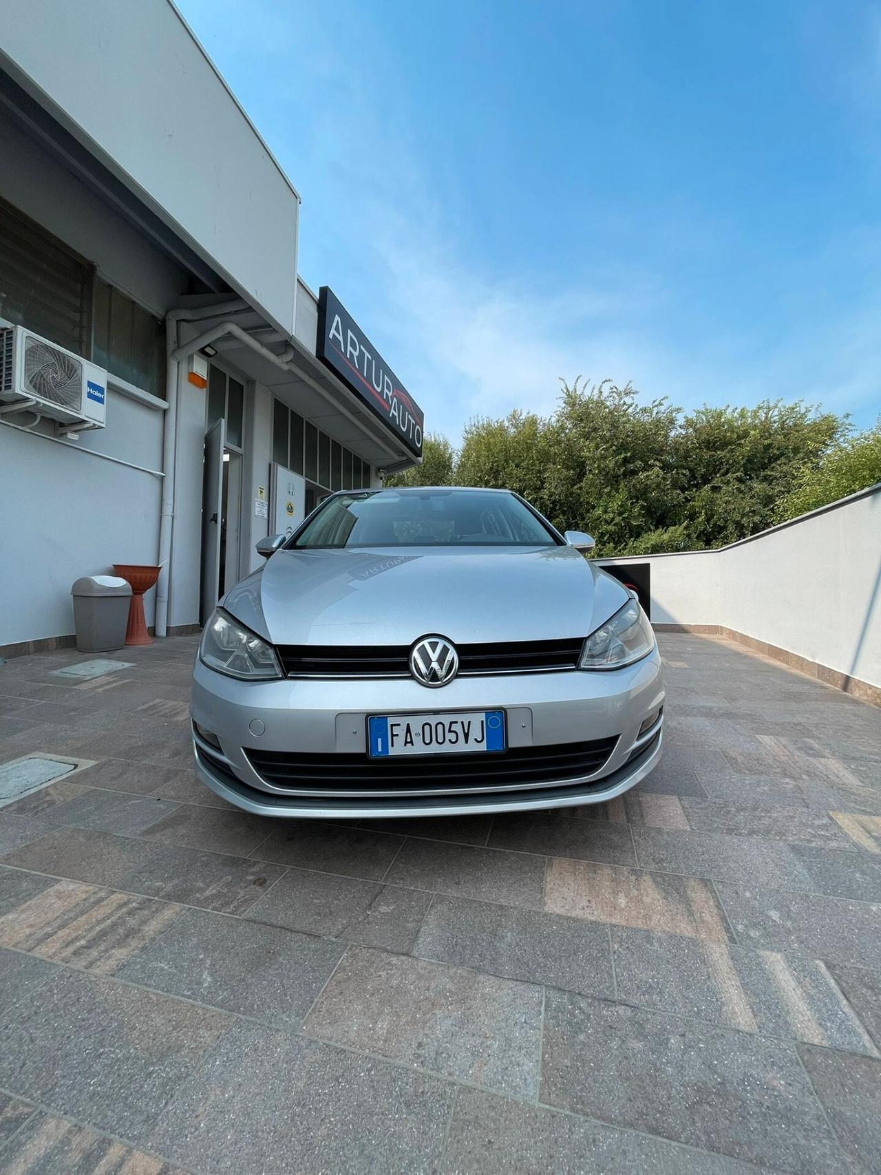 GOLF 7