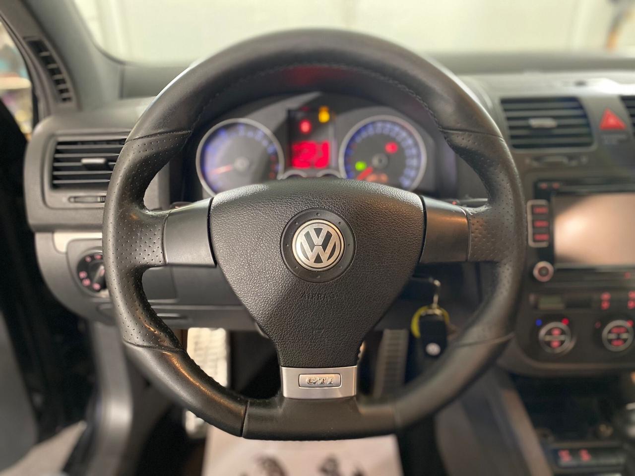 Volkswagen Golf GTI 2.0 16V TFSI 5p. GTI
