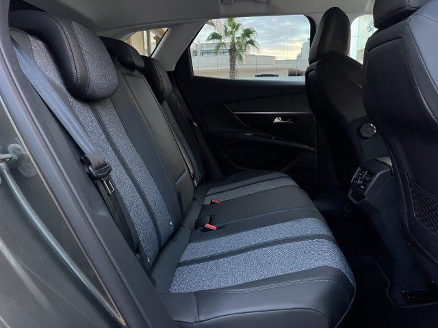 PEUGEOT 3008 1.5BlueHDi 130 EAT8 Allure