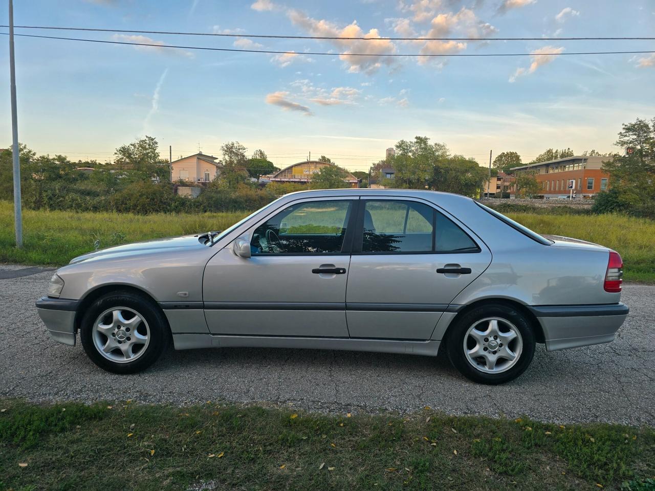 Mercedes C 180 Benzina con GARANZIA