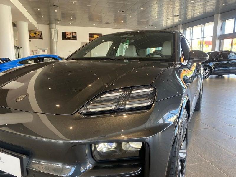 Porsche Macan EV Macan Turbo BEV 639 cv - IVA Esposta