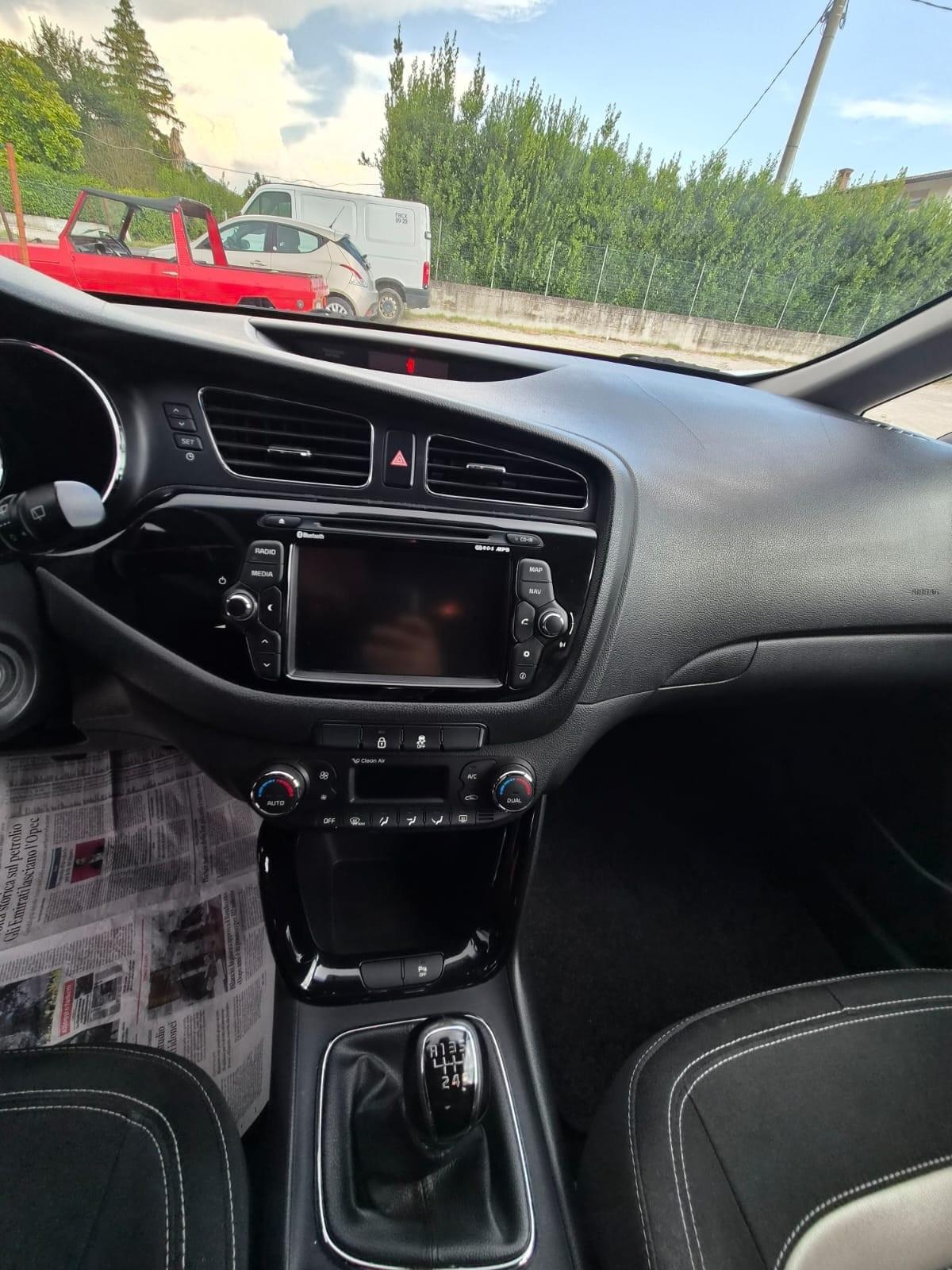Kia Ceed 1.6 diesel 128 cv garantita 12 mesi