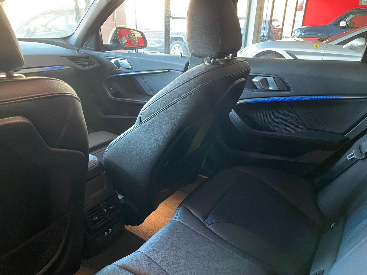 BMW 116d M-SPORT AUT 116cv *PACK LUCI*