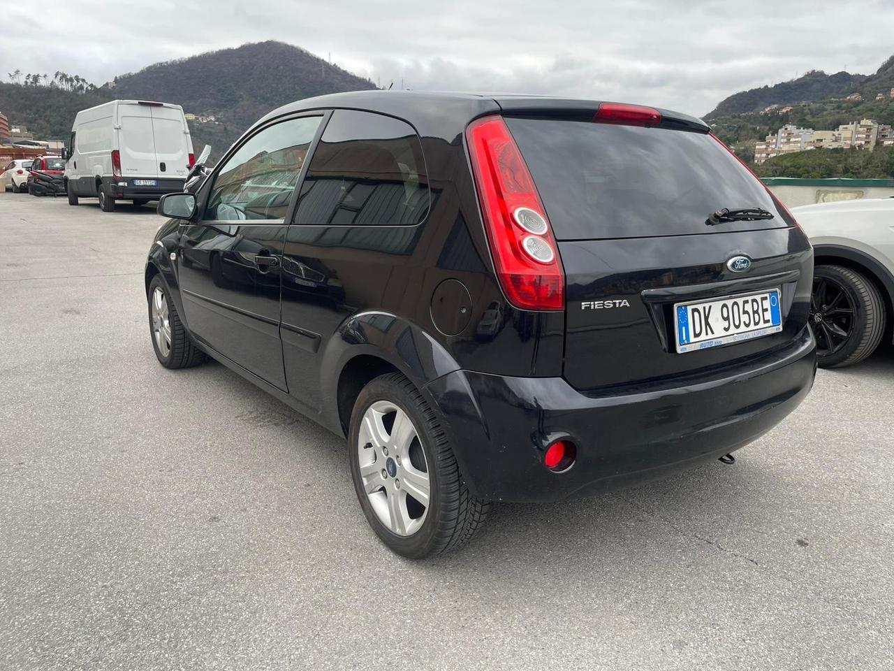 Ford Fiesta 1.2 16V 3p. Ghia - Neopatentati - Unico Proprietario