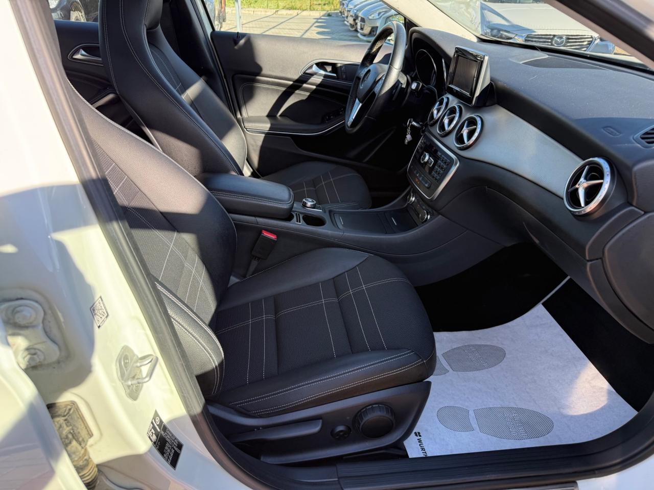 Mercedes-benz CLA 200 CDI 4Matic Automatic Sport