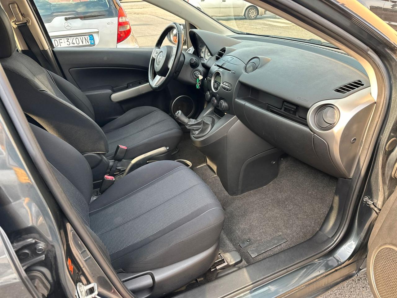 Mazda 2 Mazda2 1.3 16V 86CV 5p. Sport Gen. '09