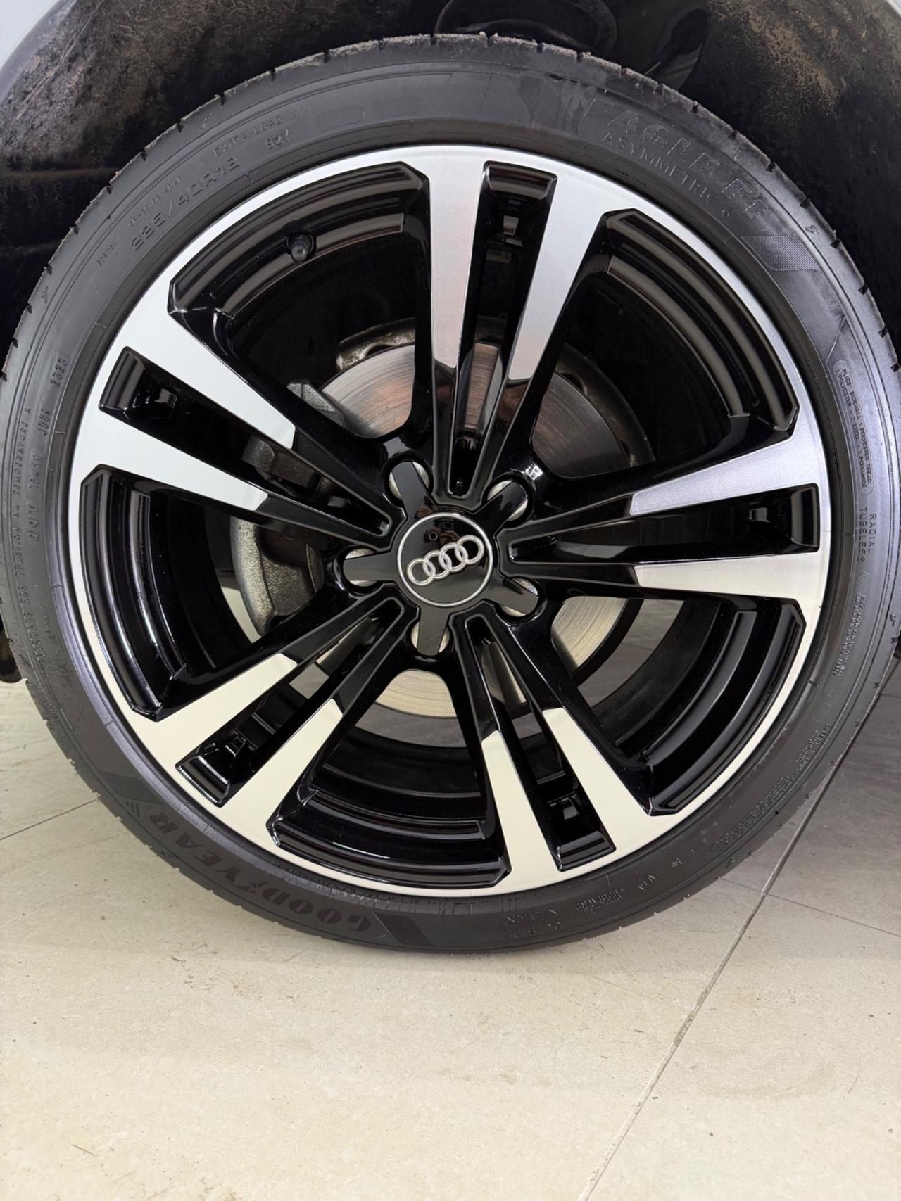 Audi A3 SPB 30 TDI S line identity Black Virtual