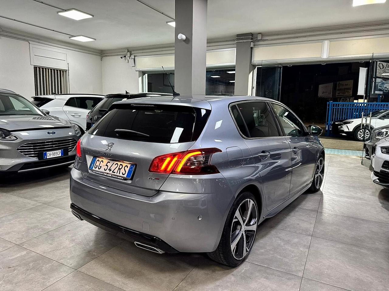 Peugeot 308 1.5 BlueHDi 130cv EAT8 GT Pack 2021