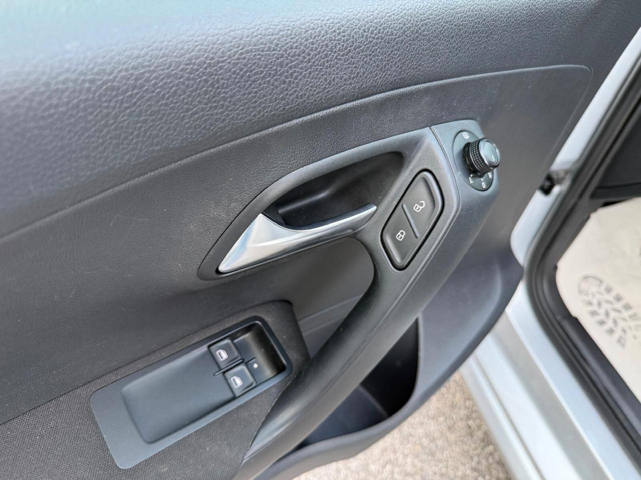 Volkswagen Polo 1.0 MPI 5p. Trendline 60CV ***OK NEOPATENTATI***