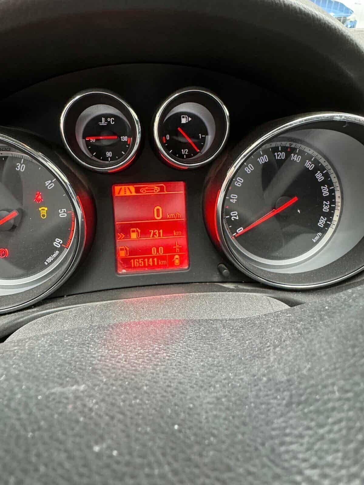 Opel Insignia 2.0 CDTI 4x4 160CV Leggi descrizione .