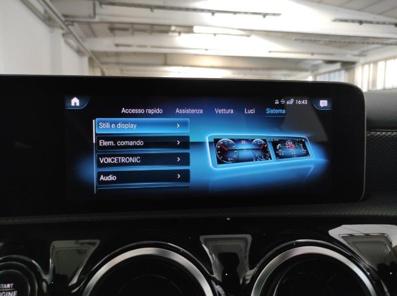 Mercedes-Benz Classe A (W177) - A 200 Automatic Sport