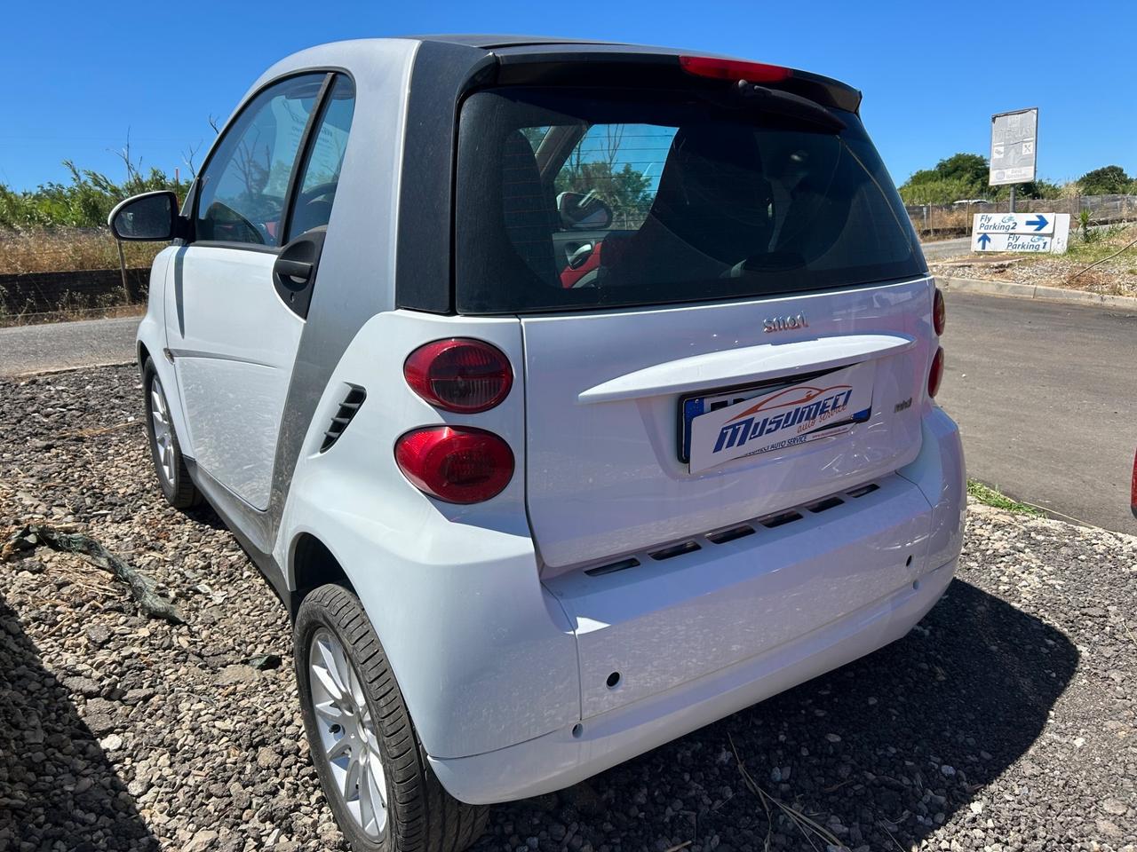 Smart ForTwo 1000 52 kW MHD coupé pure