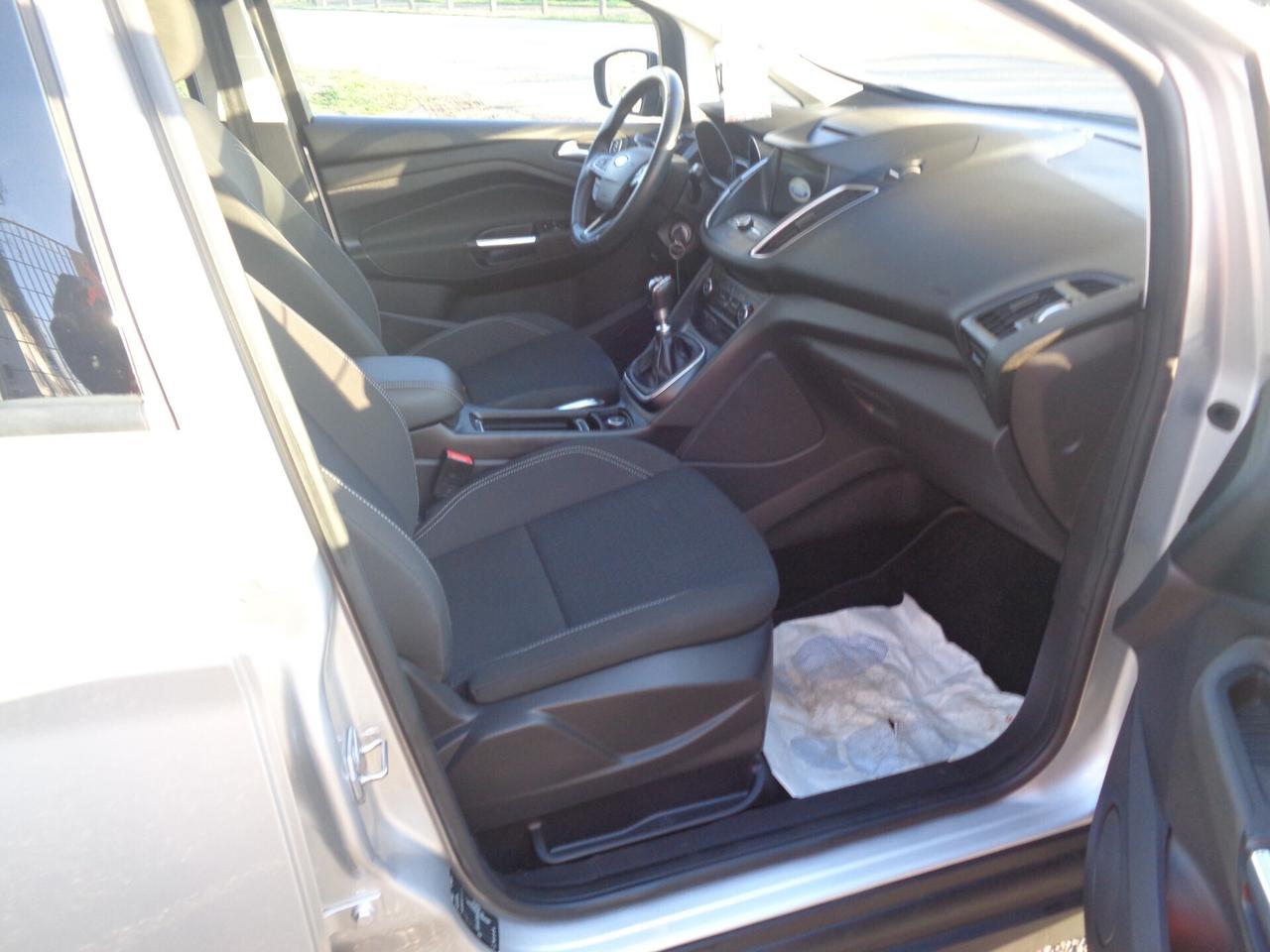 Ford C-Max 1.5 TDCi 95CV full da vetrina