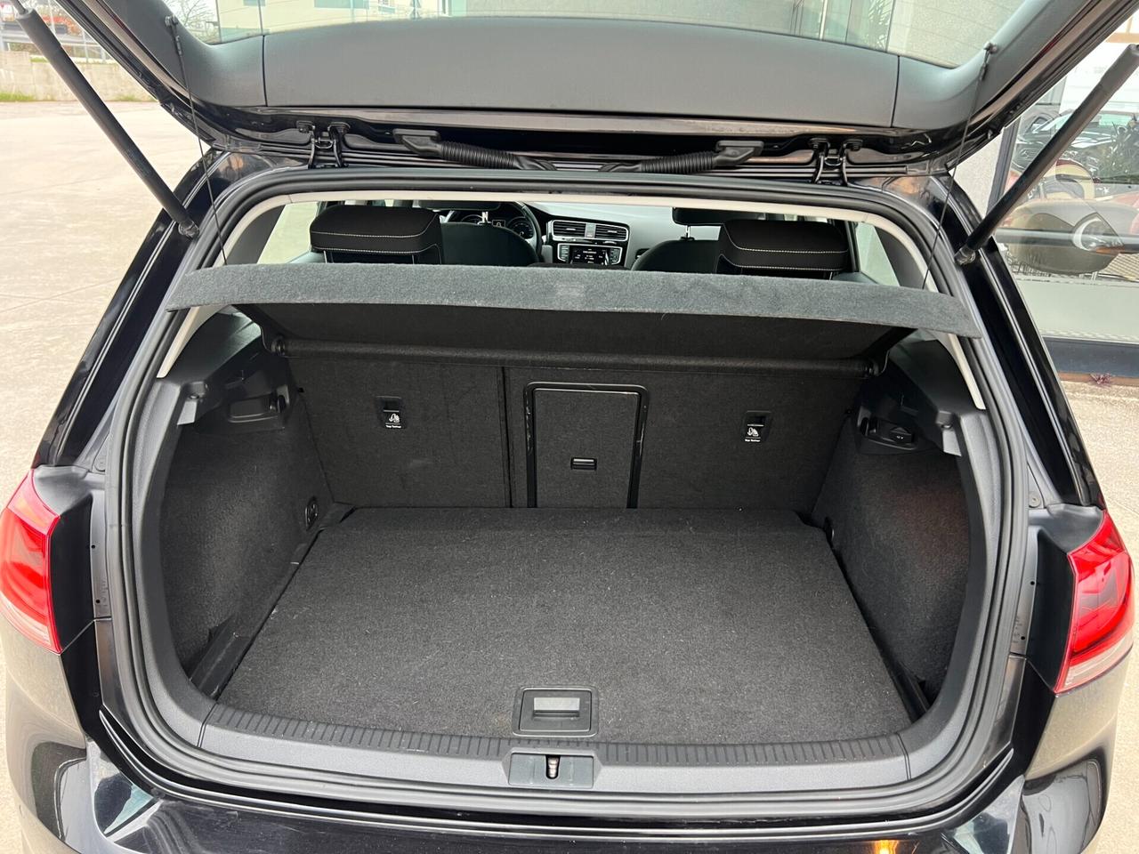 VW GOLF 7 1.6 TDI highline/UNICO PROP/GARANZIA