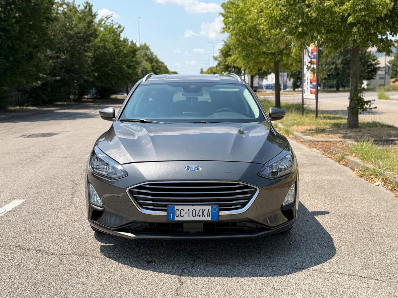 FORD FOCUS BUSINESS FULL OPTIONAL OK NEOPATENTATI FULL LED GARANZIA 24 MESI