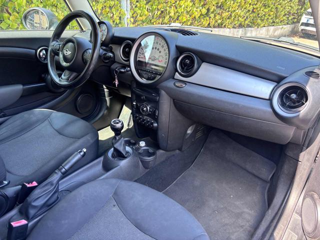 MINI One 1.6 16V One (55kW)
