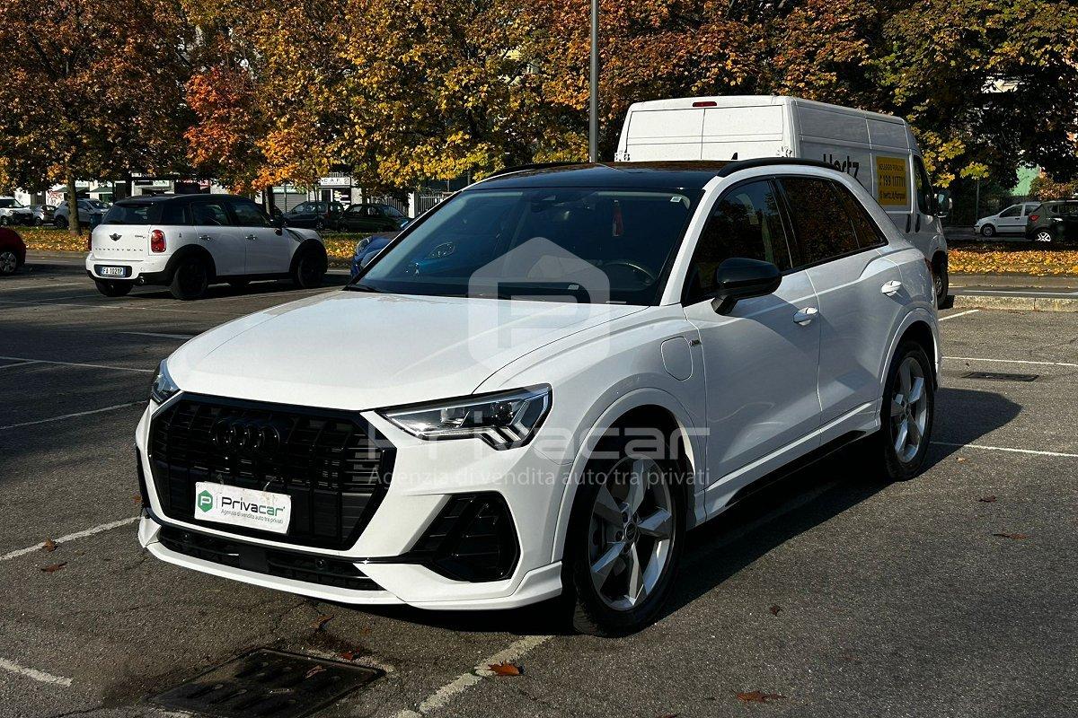 AUDI Q3 45 TFSI e S tronic S line edition
