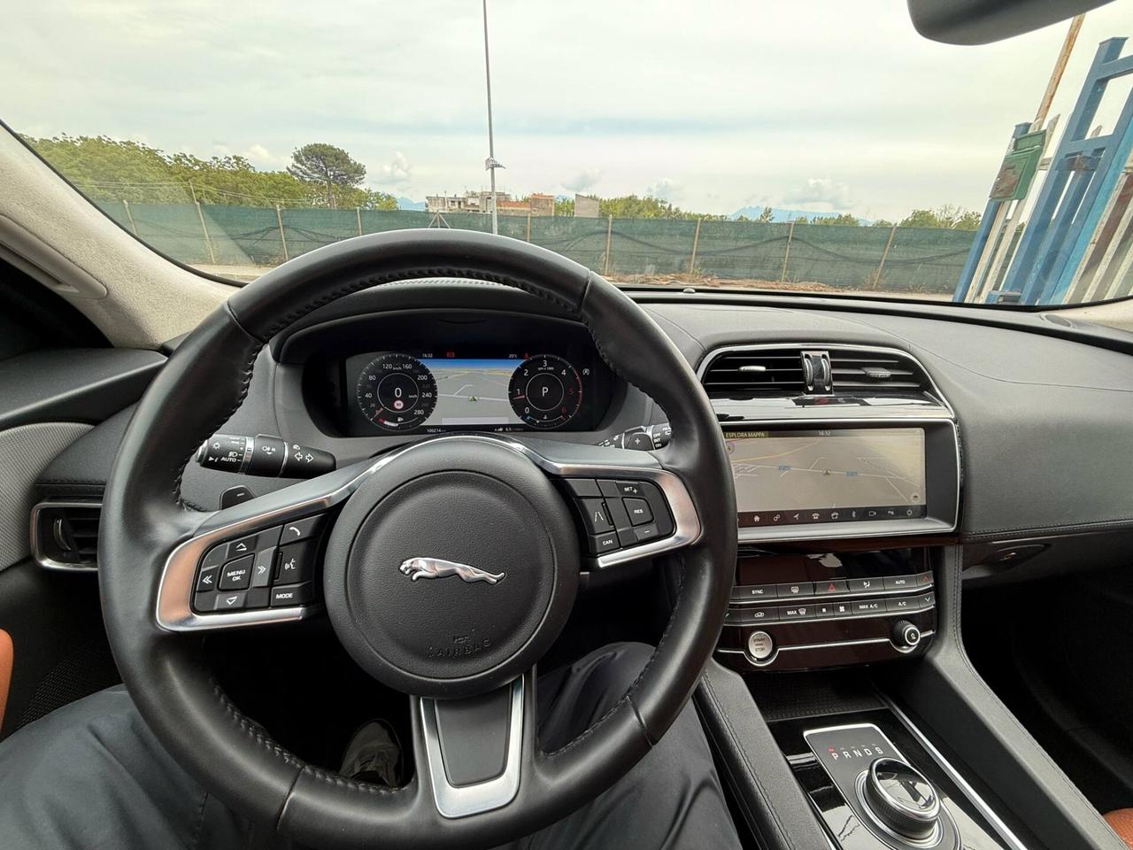 Jaguar F-Pace 2.0 D 180 cv AWD - 2020 - 100 mila km