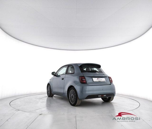 FIAT 500 e Icon Berlina 42 kWh