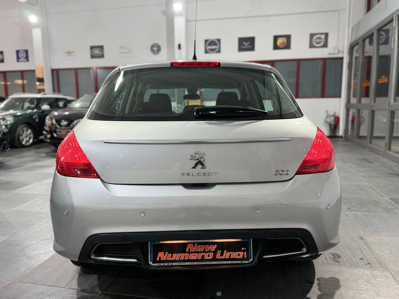 Peugeot 308 1.6 8V HDi 92CV 5p. Active 2012